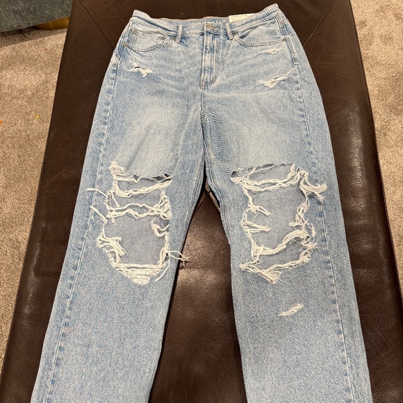 NWT - American Eagle 90s Highest Rise Boyfriend Jeans Blown Out Blue - Size 12 - Picture 1 of 12